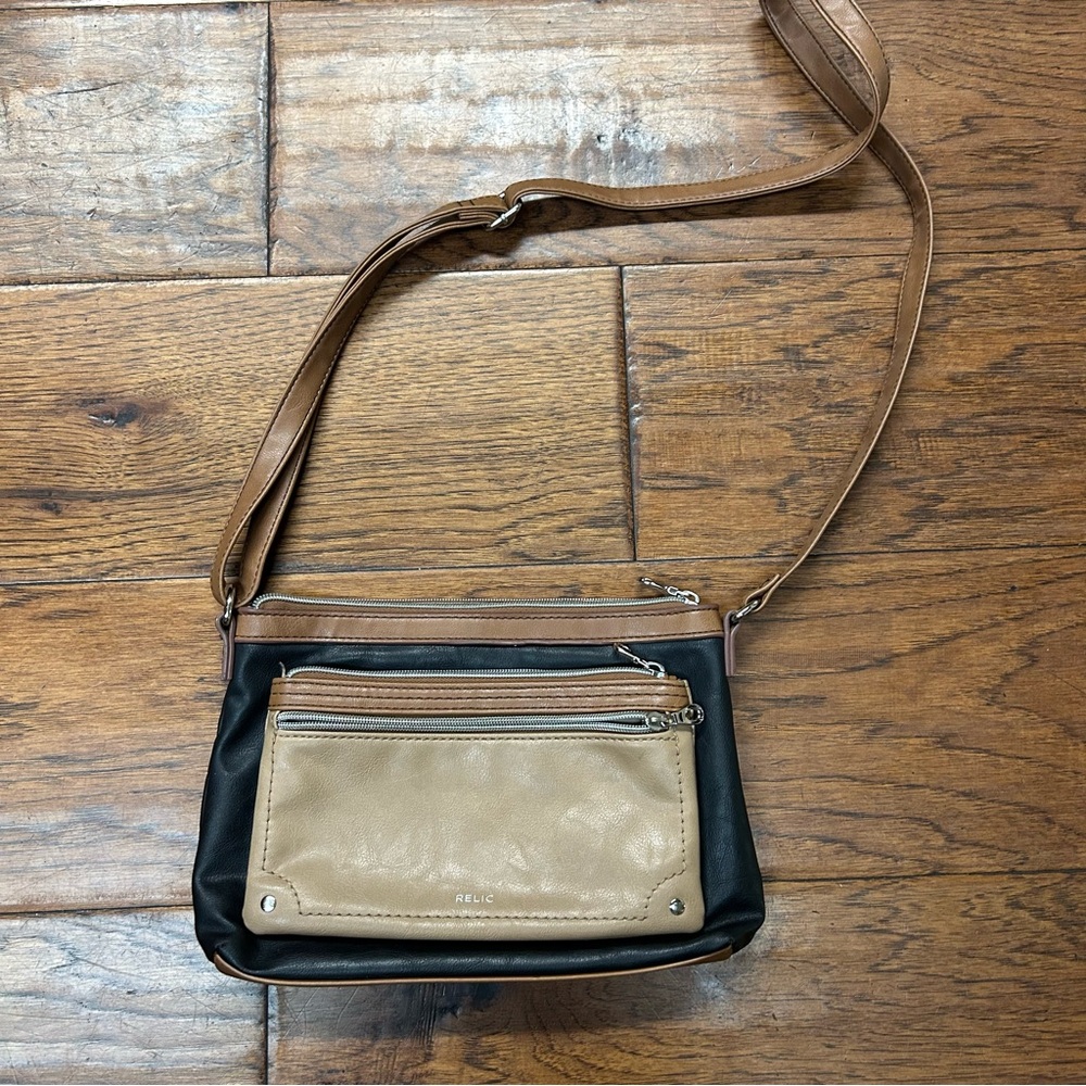 Relic vintage y2k faux leather Black and Tan Crossbody Bag